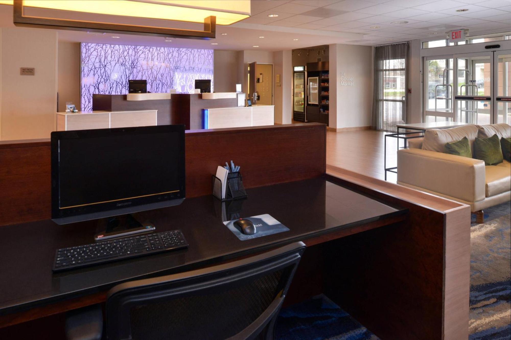 Fairfield Inn & Suites By Marriott Сидар-Рапидс Экстерьер фото