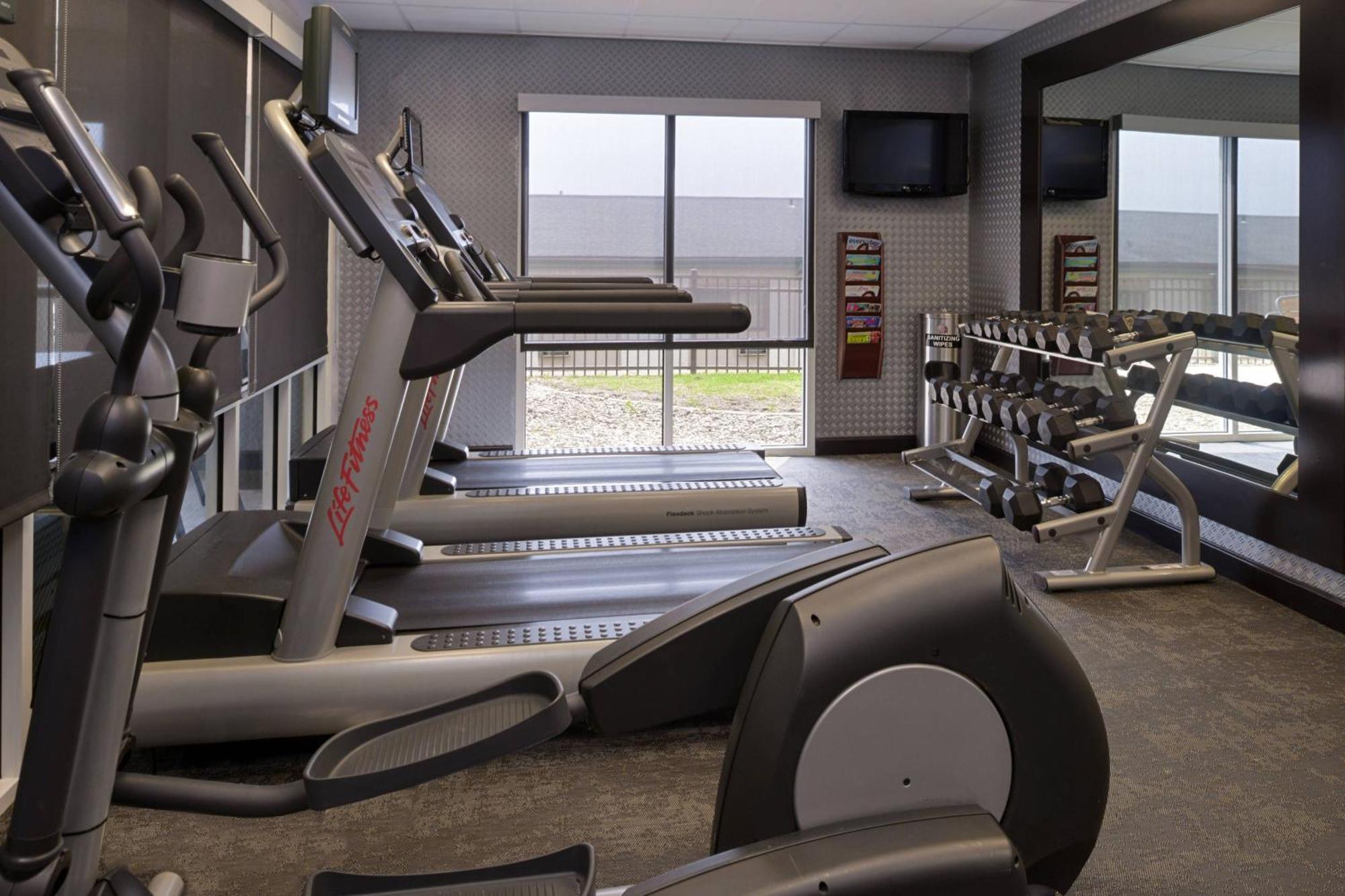 Fairfield Inn & Suites By Marriott Сидар-Рапидс Экстерьер фото