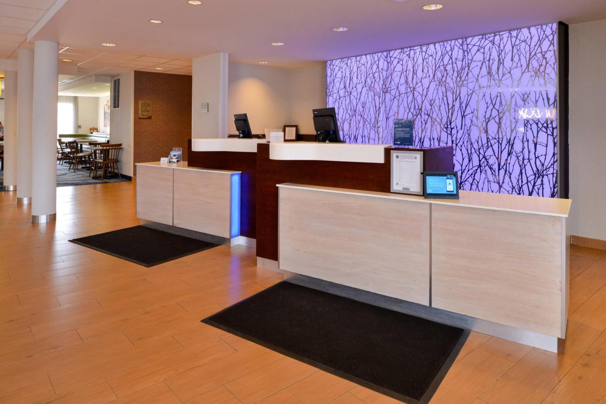 Fairfield Inn & Suites By Marriott Сидар-Рапидс Экстерьер фото