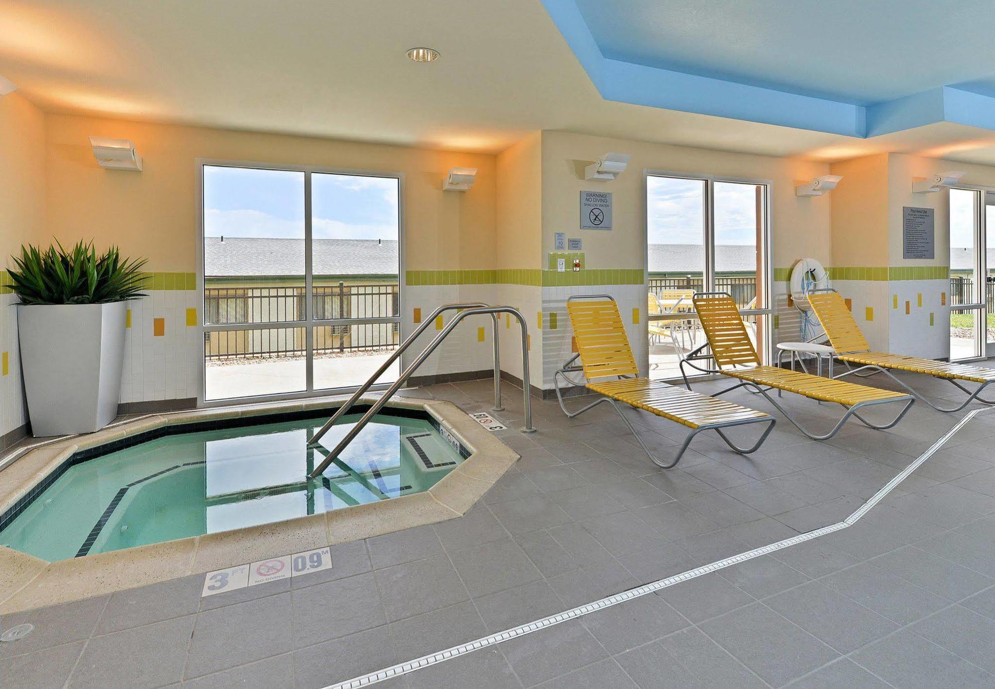 Fairfield Inn & Suites By Marriott Сидар-Рапидс Экстерьер фото